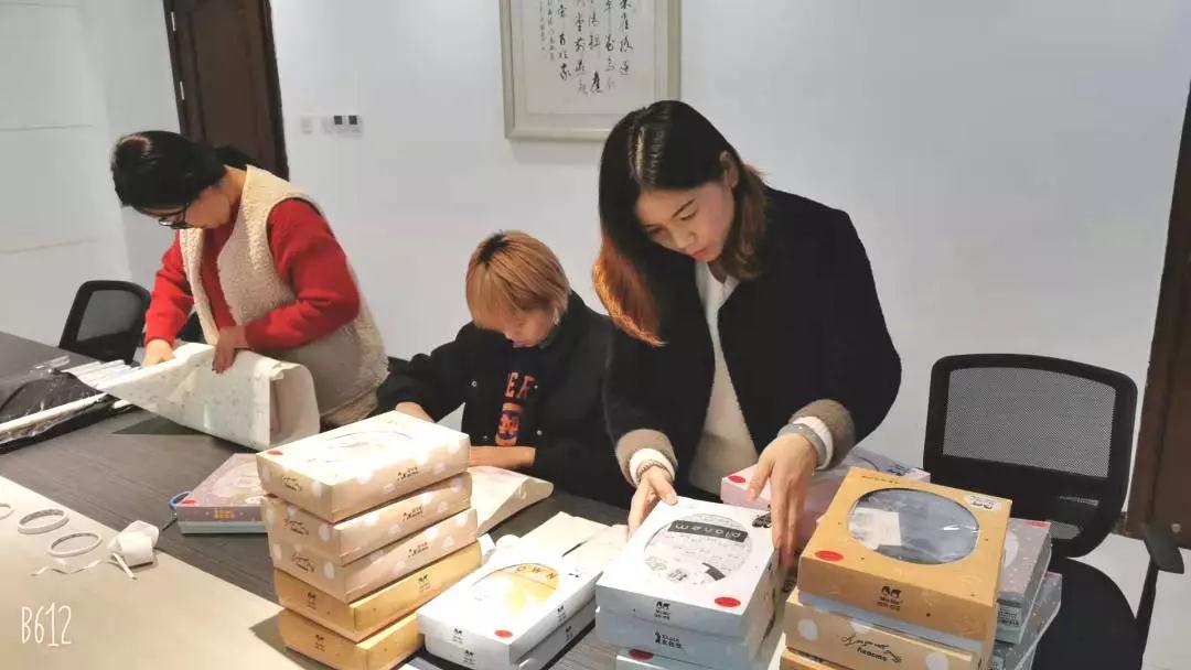 安卡米公益行 ▏為愛(ài)做個(gè)圣誕禮物，走進(jìn)煙臺(tái)SOS兒童村